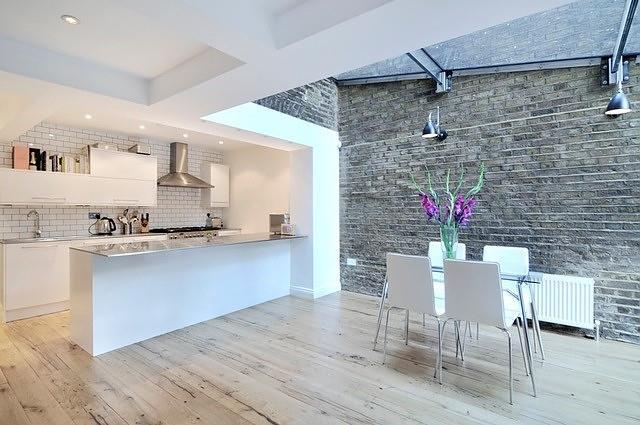 Kitchen dining (Main