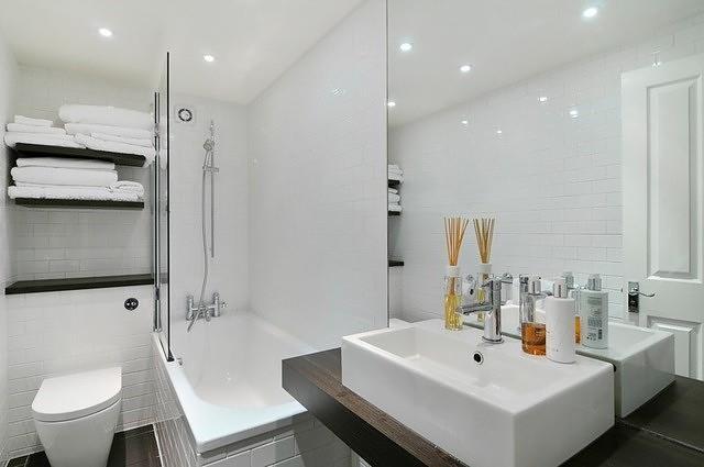 Bathroom 4