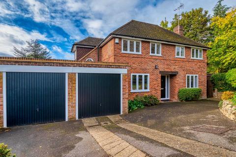 7 Kelmscott Close, Caversham, Reading, RG4 7DG