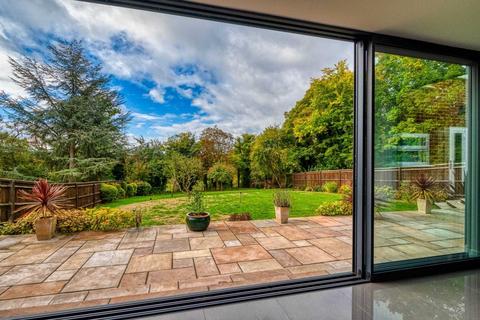 7 Kelmscott Close, Caversham, Reading, RG4 7DG