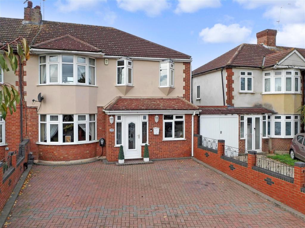 Brook Street, Erith, Kent 4 bed semidetached house £635,000