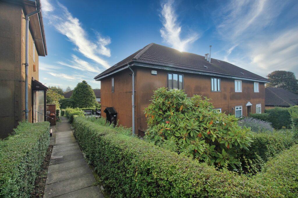 Countrywide Houses For Sale G33 at Kathleen Perry blog