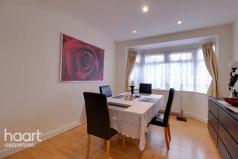4 bedroom end of terrace house for sale, Greenford
