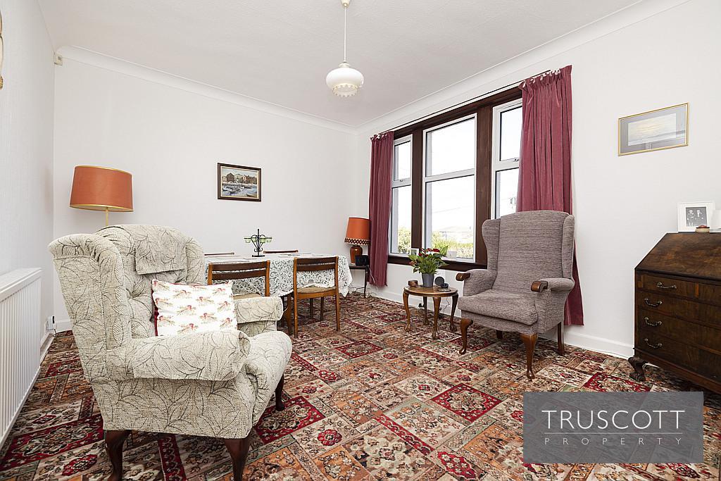 Dining Room/ Double Bedroom 4