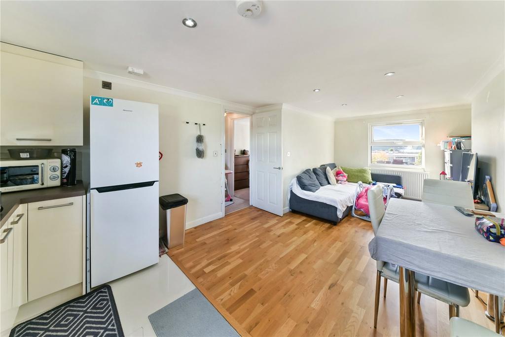 Ilderton Road, London, SE15 2 bed apartment £1,750 pcm (£404 pw)