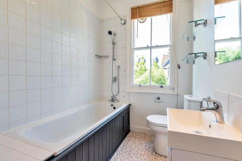 7 Esparto Street, London, SW18 4DQ