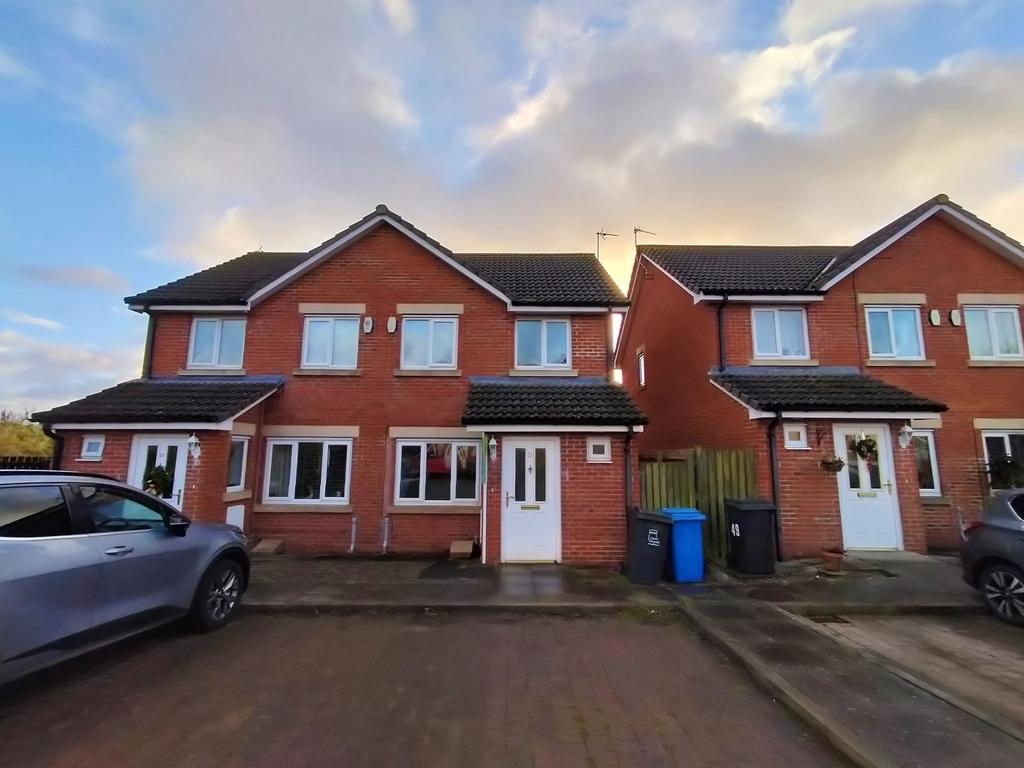 Maple Drive, Widdrington, Morpeth... 3 bed semidetached house £115,000