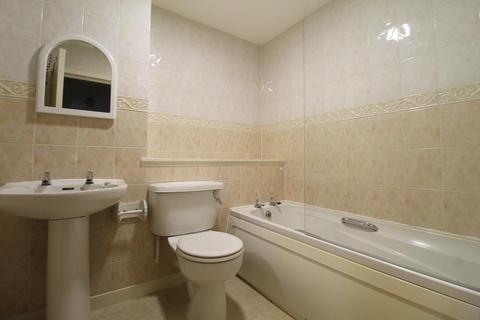 2 bedroom flat to rent, Netherkirkgate, (City Centre), Aberdeen, AB10