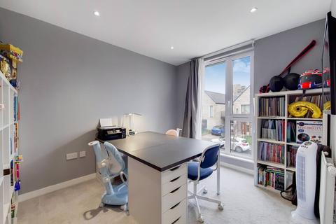 29 Camborne Road, Edgware, HA8 8FD