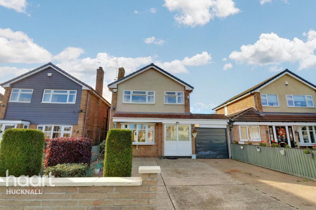 Walk Mill Drive, Nottingham 3 bed detached house £260,000