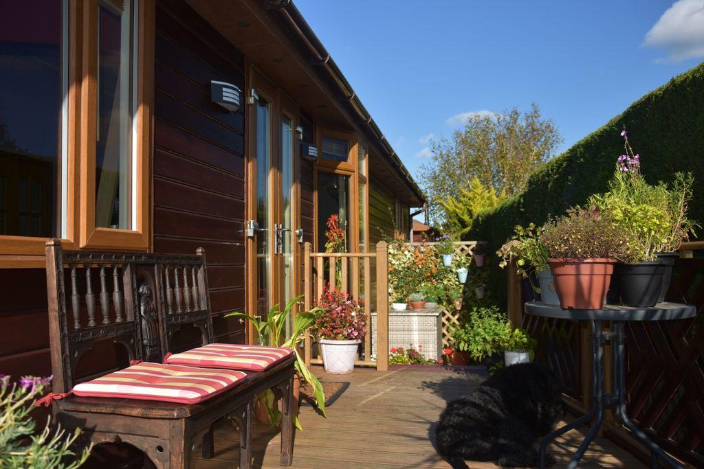 Garden at Side