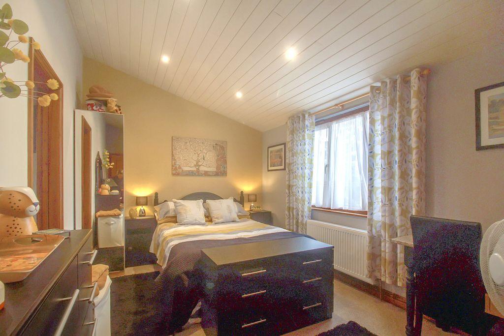 Bedroom 1 (Double)