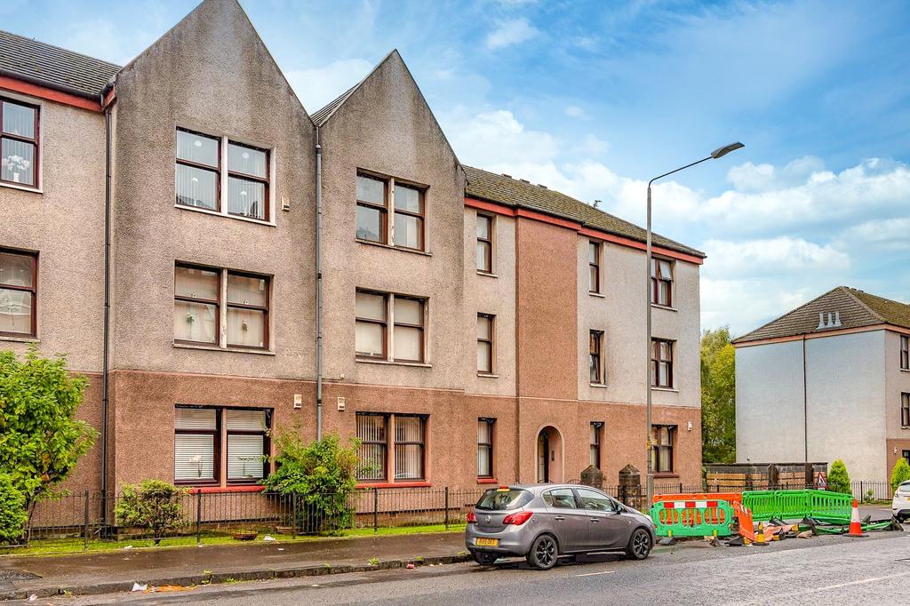 Dumbarton Road, Flat 2/2, Whiteinch, Glasgow, G14 0HU 2 bed flat for