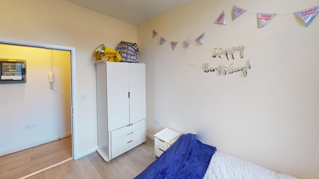 Flat-2-Equitable-House-Bedroom 2