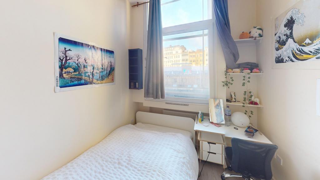 Flat-2-Equitable-House-Bedroom 4