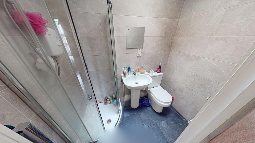 7 equit bathroom