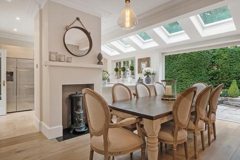 40 Eton Road, Datchet, Slough, SL3 9AY