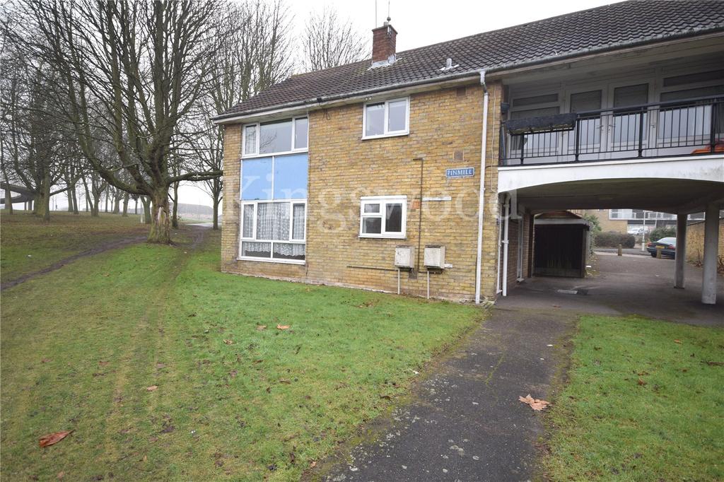 Pin Mill, Basildon, Essex, SS14 1 bed apartment £775 pcm (£179 pw)