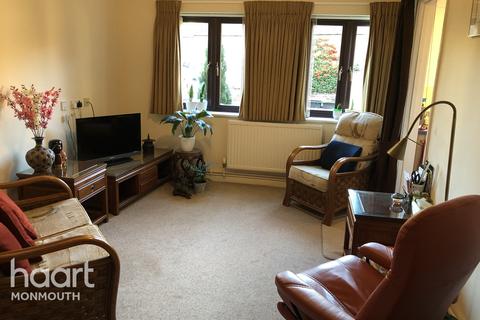 2 bedroom flat for sale - Chippenham Court, Monmouth