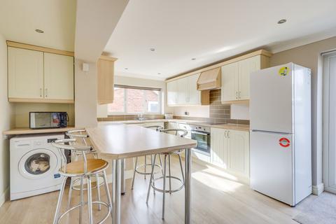 1 Farm Way, Benfleet, SS7 3RG