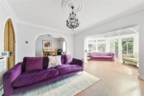 9 Tudor Close, Banstead, SM7 1HQ