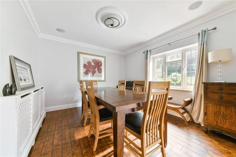 9 Tudor Close, Banstead, SM7 1HQ