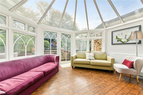 9 Tudor Close, Banstead, SM7 1HQ