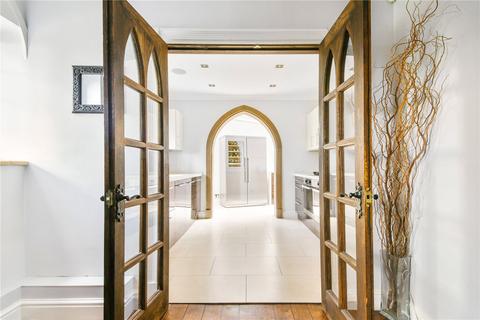 9 Tudor Close, Banstead, SM7 1HQ