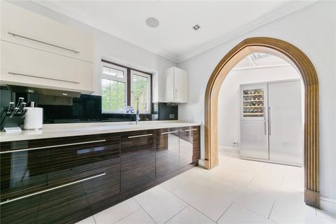 9 Tudor Close, Banstead, SM7 1HQ