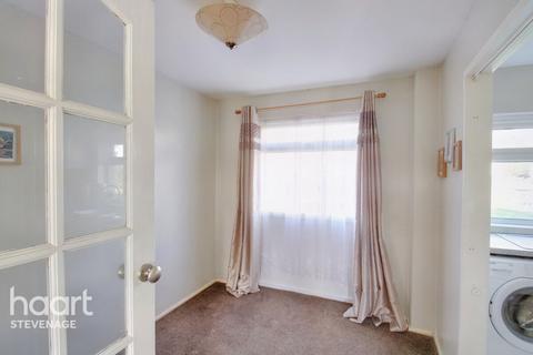 49 Bronte Paths, Stevenage, SG2 0PG