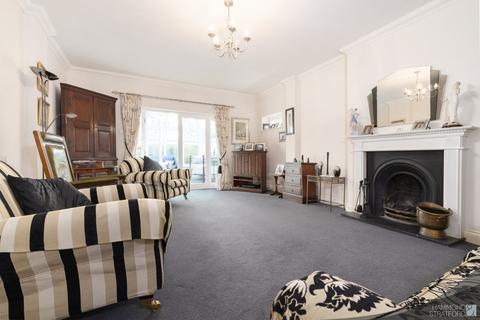 21 Branksome Close, Norwich, NR4 6SP