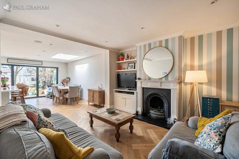 3 bedroom semi-detached house for sale, Park Lane, Carshalton