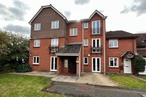 2 bedroom apartment to rent, Foxcroft Close, Bradley Stoke, Bristol, BS32