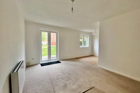 2 bedroom apartment to rent, Foxcroft Close, Bradley Stoke, Bristol, BS32