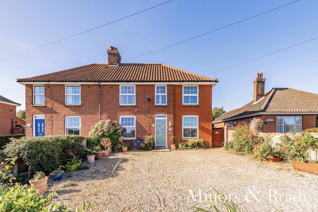 Bradfield Road, North Walsham 5 bed semidetached house £375,000