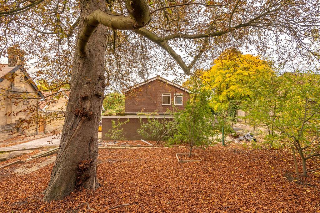 Prospect Road, Burley in Wharfedale... 3 bed semidetached house £300,000