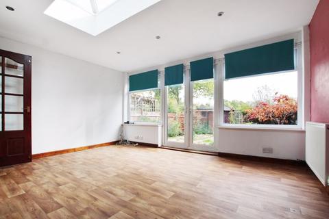 32 Riverside Road, Sidcup, DA14 4PU