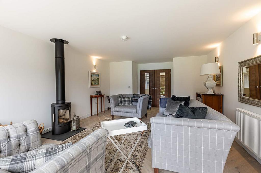 Casalena, Commonside, Hawick TD9 0LA 4 bed detached house for sale £