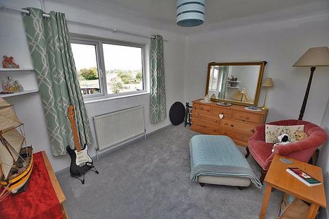 3 bedroom semi-detached house for sale, Somerset Road, Maidstone ME15