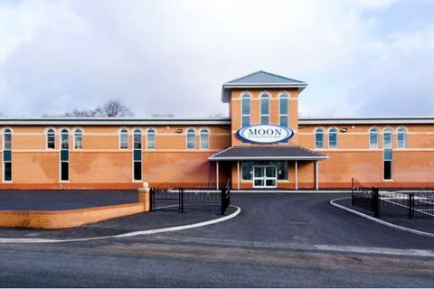 Property for sale, TO LET (MAY SELL)- Moon Retail Park, Roch Valley Way Rochdale. OL11 4QN