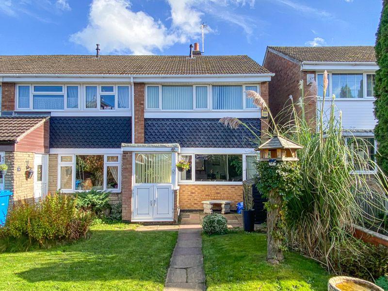 Orion Close, Great Wyrley, WS6 6JN 3 bed terraced house £180,000