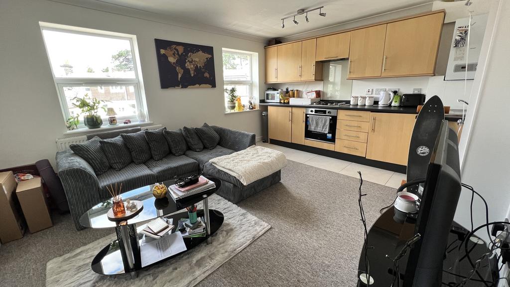 Newgate Mews, Bournemouth 1 bed flat £795 pcm (£183 pw)