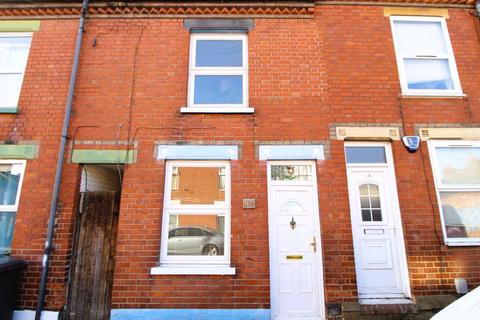 2 bedroom terraced house for sale - New Town Street, Luton