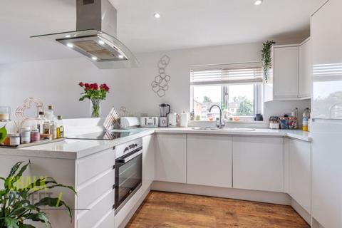 22 Cornflower Way, Romford, RM3 0XY