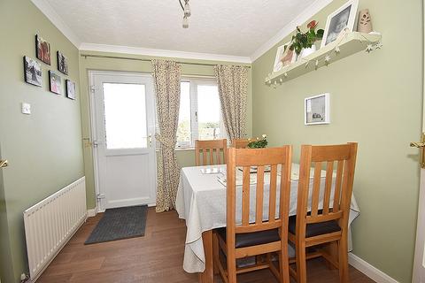 4 bedroom end of terrace house for sale - Pinwood Meadow Drive, Exeter, EX4