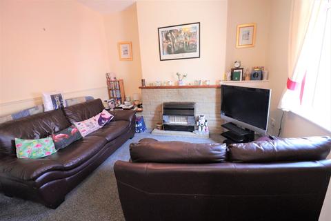 2 bedroom cottage for sale - John Street, Earby, BB18