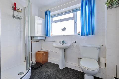 12 Baileys Close, Blackwater, Camberley, GU17 0AT