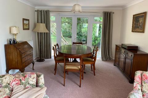 3 Collison Place, Tenterden, TN30 7BU