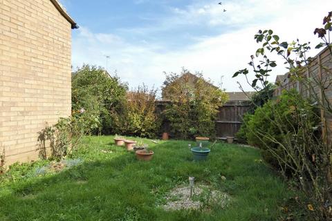 50 Apsledene, Gravesend, DA12 5EE