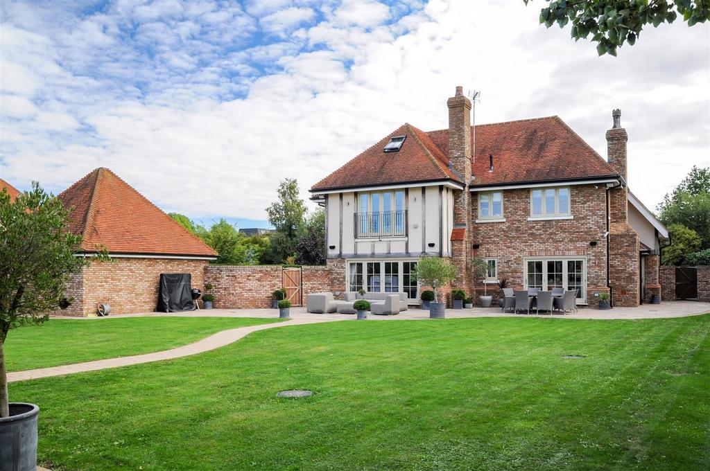 Harefield House Rear Elevation.jpg